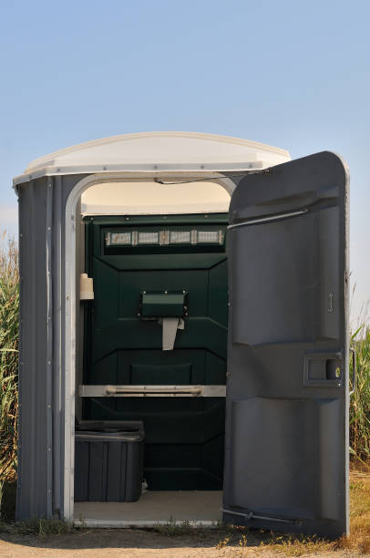 Portable Toilet Options We Offer in Rossville, IN
